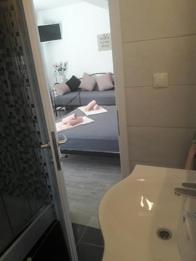 Apartment Nessa & Meli